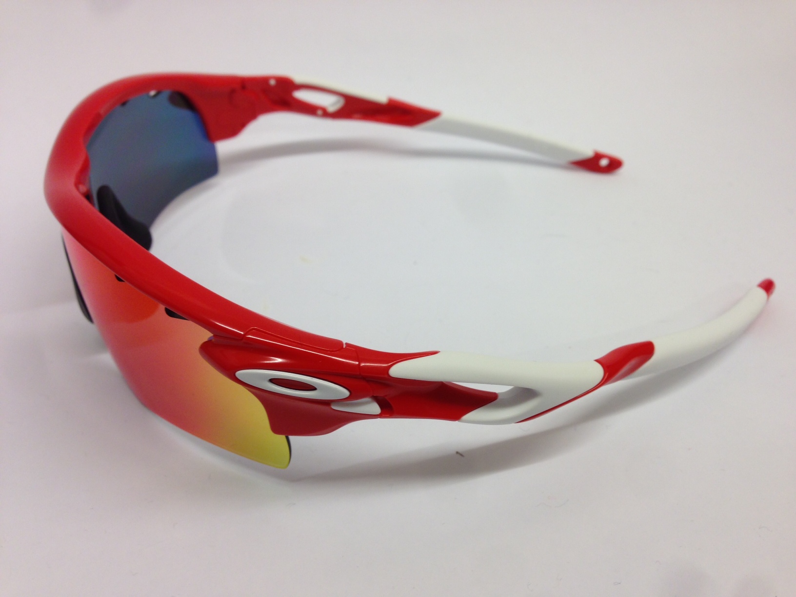 送料無料】【ケース付き】OAKLEY radar ev RED+fauthmoveis.com.br