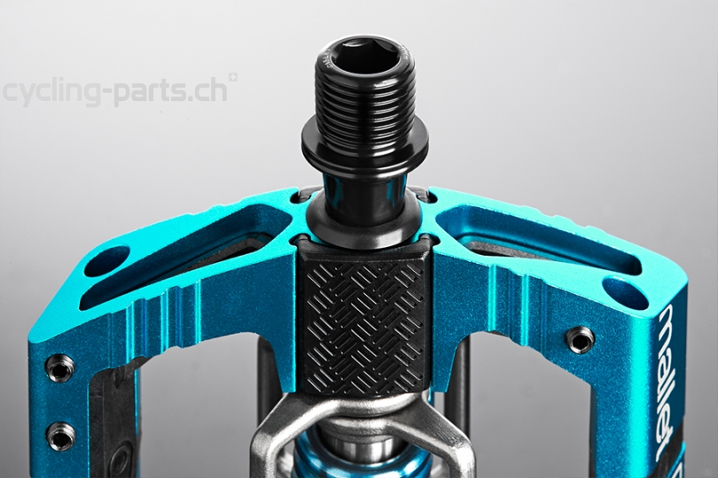 Crankbrothers Mallet E Enduro Long Spindle black/electric blue Pedale