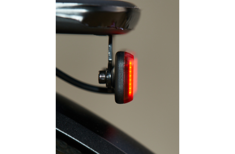 Knog Blinder E RH 50 Rücklicht Gepäckträgermontage