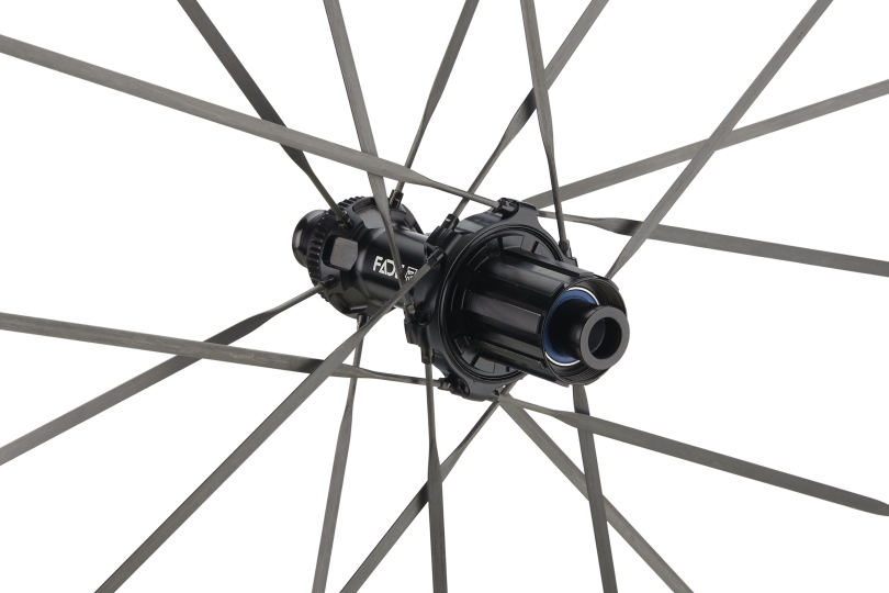 NEWMEN STREEM Climbing C.38 VONOA 12 x 142mm Centerlock Shimano 9/10/11/12 fach Laufrad hinten